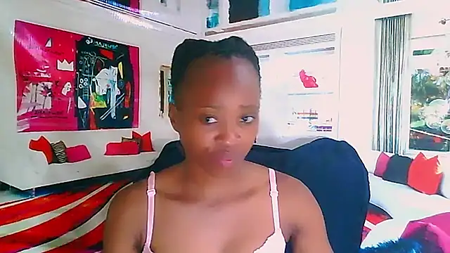 Snapshot of EbonyCreamy69 chatting on 12/23/24, 10:32 EbonyCreamy69 online show from 12/23/24, 10:32