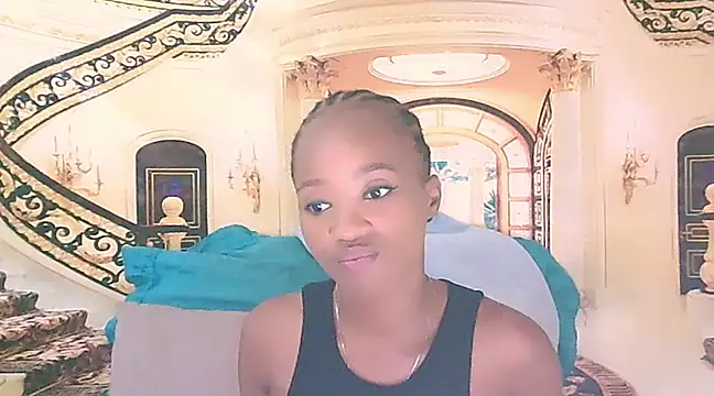 Snapshot of EbonyCreamy69 chatting on 12/29/24, 07:00 EbonyCreamy69 online show from 12/29/24, 07:00