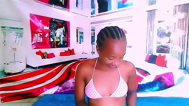 Snapshot of EbonyCreamy69 chatting on 01/13/25, 02:11 EbonyCreamy69 online show from 01/13/25, 02:11