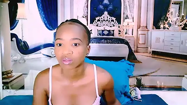 Snapshot of EbonyCreamy69 chatting on 02/20/26, 05:59 EbonyCreamy69 online show from 02/20/26, 05:59