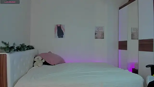 Snapshot of tender_babyy chatting on 01/28/25, 02:21 tender babyy online show from 01/28/25, 02:21