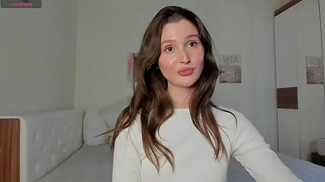 Snapshot of tender_babyy chatting on 02/05/25, 02:05 tender babyy online show from 02/05/25, 02:05