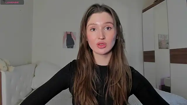 Snapshot of tender_babyy chatting on 02/07/25, 02:15 tender babyy online show from 02/07/25, 02:15