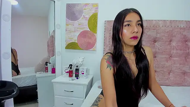 HayleyMarshall  online show from 02/27/25, 12:02