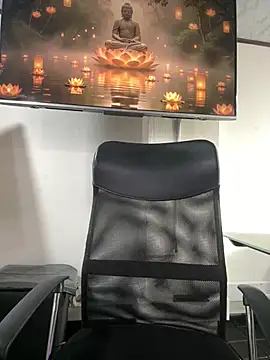 Amy Kiitty  online show from 05/20/26, 01:17