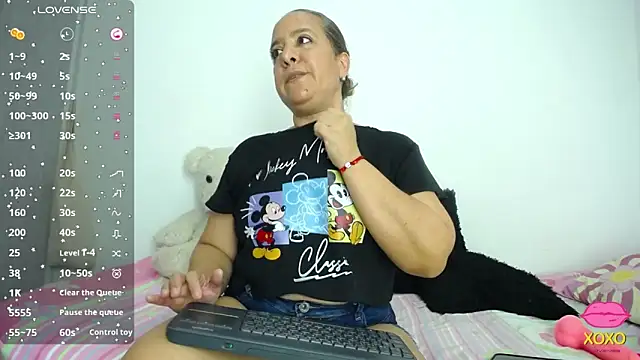 Iivana 19 online show from 02/25/26, 10:30