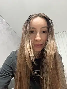 viviandaimond1 online show from 04/01/26, 11:13