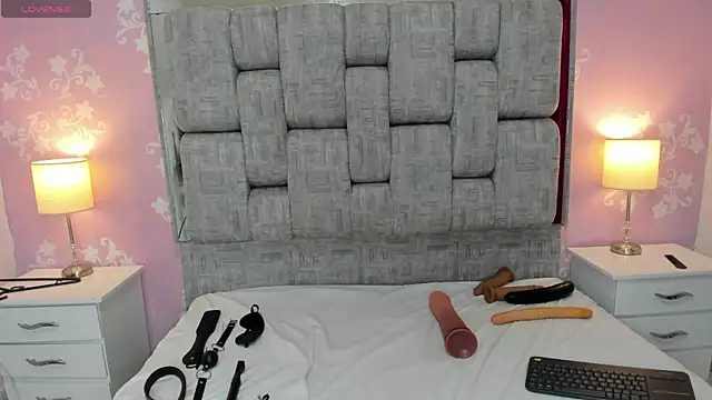 KarinaSimonz online show from 03/06/25, 08:05