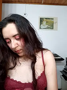 Emi chik online show from 11/01/25, 11:45