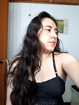 Emi chik online show from 02/05/26, 11:26