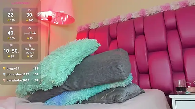 Sweet hot mia online show from 02/10/25, 01:57