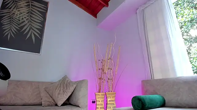 KatieNolan 1 online show from 02/23/25, 09:05