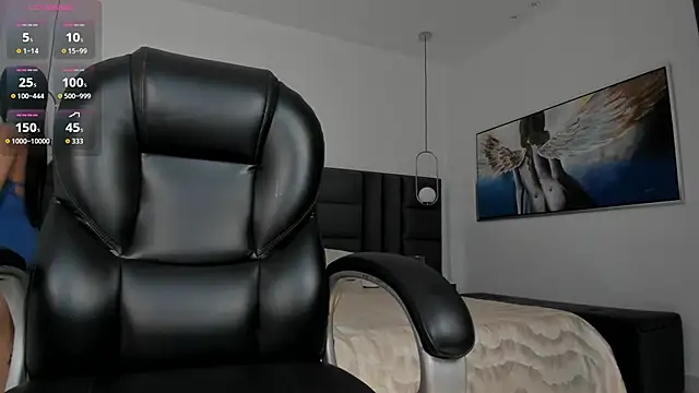 KatieNolan 1 online show from 12/03/25, 06:50