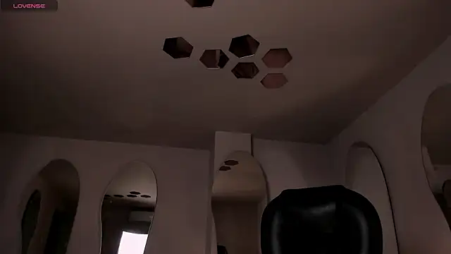 KatieNolan 1 online show from 04/07/26, 06:41