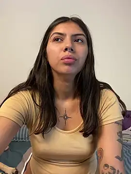 Snapshot of Argentiiniita chatting on 03/22/25, 08:37 Argentiiniita online show from 03/22/25, 08:37