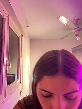 Snapshot of Argentiiniita chatting on 09/13/25, 12:32 Argentiiniita online show from 09/13/25, 12:32