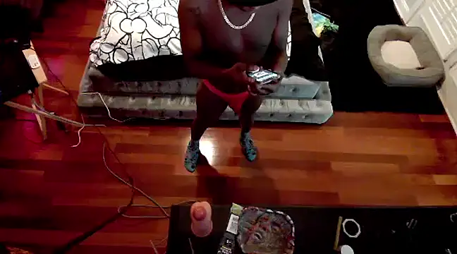 Snapshot of Pressure69mee chatting on 02/11/25, 05:29 Pressure69mee online show from 02/11/25, 05:29