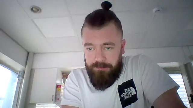 Sebuleczek online show from 12/25/24, 09:56