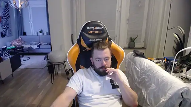 Sebuleczek online show from 03/01/25, 05:27