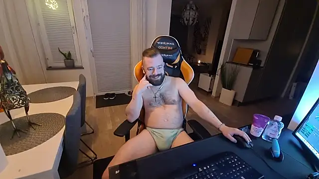 Sebuleczek online show from 03/22/25, 12:17