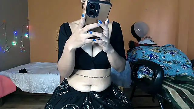 Snapshot of jenny-ki-bella chatting on 10/09/25, 04:54 jenny-ki-bella online show from 10/09/25, 04:54