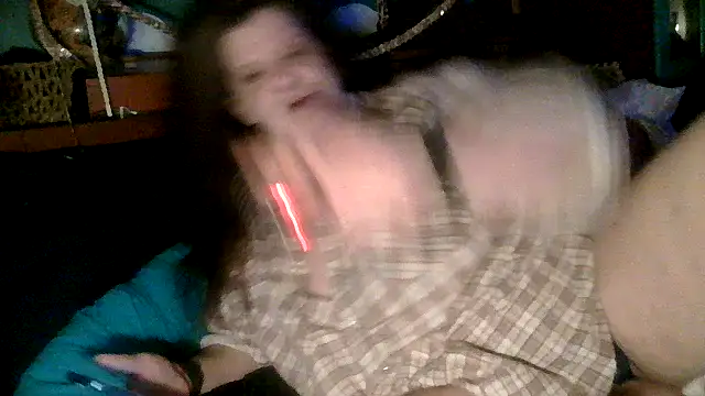 Snapshot of Fantasymaid80 chatting on 01/22/25, 06:20 Fantasymaid80 online show from 01/22/25, 06:20