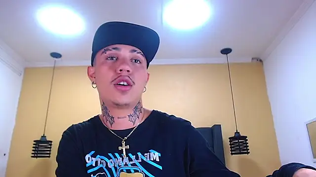 HannibalLester online show from 03/15/25, 04:02