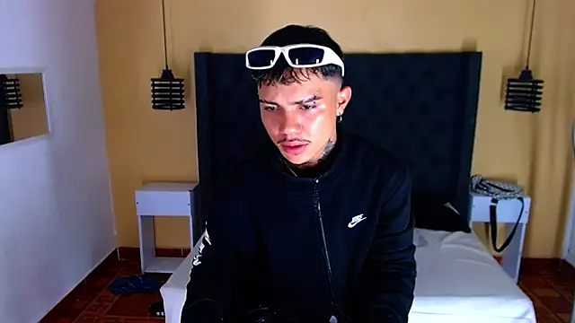 HannibalLester online show from 03/20/25, 08:20