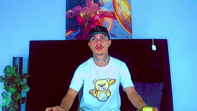 HannibalLester online show from 11/19/25, 04:34