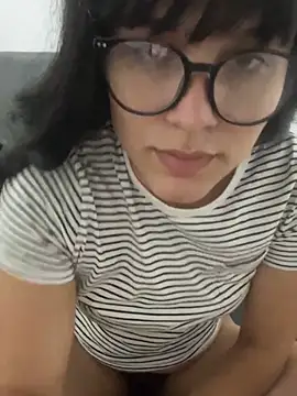 LanaQuen online show from 12/22/24, 11:31