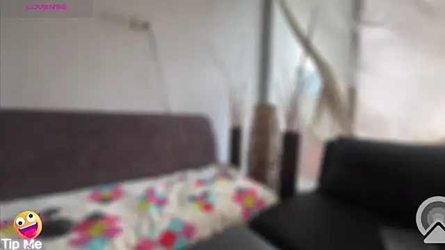 LanaQuen online show from 12/29/24, 08:15