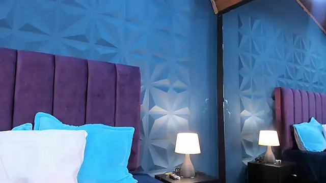 NicoleJonss online show from 09/26/25, 02:59