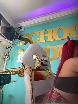 Emili Roux online show from 10/11/25, 06:39