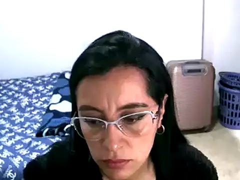 hailey85 online show from 01/04/25, 07:55