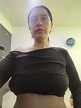 hailey85 online show from 05/31/26, 01:18