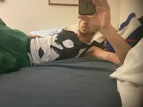 mackshaft4711 online show from 12/18/24, 08:53