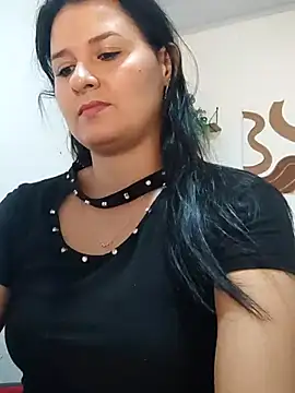 elena jonees online show from 10/18/25, 02:51