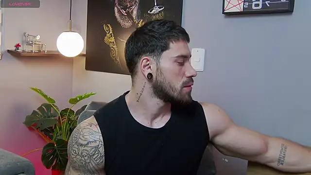 Giorgio-Leone online show from 05/22/26, 10:37