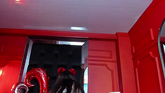 nathalie rossel online show from 02/13/25, 07:10