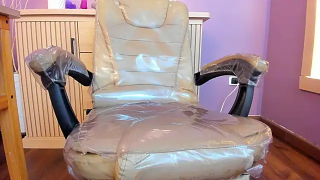 nathalie rossel online show from 02/24/26, 06:17