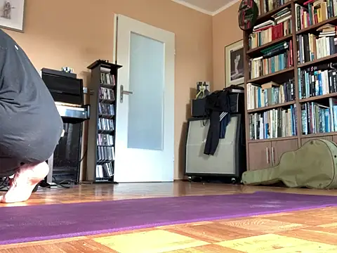 Bula94193 online show from 09/20/25, 09:10