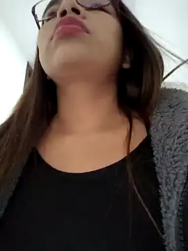 ARIANA SAENS online show from 01/29/25, 12:45