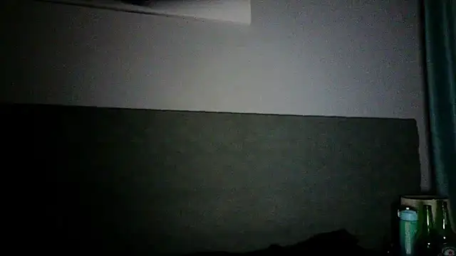 ElizaaXO online show from 12/31/24, 11:39