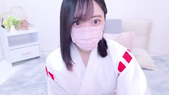 Yurie  online show from 12/30/24, 02:09