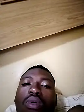 Snapshot of zipeqengeshe21 chatting on 12/15/24, 10:15 zipeqengeshe21 online show from 12/15/24, 10:15