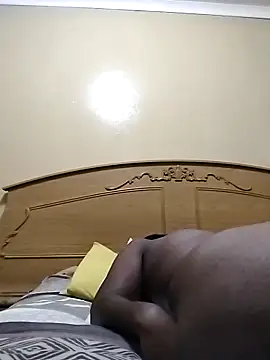 Snapshot of zipeqengeshe21 chatting on 01/06/25, 03:42 zipeqengeshe21 online show from 01/06/25, 03:42