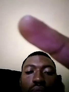 Snapshot of zipeqengeshe21 chatting on 03/03/25, 01:21 zipeqengeshe21 online show from 03/03/25, 01:21