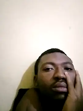 Snapshot of zipeqengeshe21 chatting on 03/15/25, 12:15 zipeqengeshe21 online show from 03/15/25, 12:15