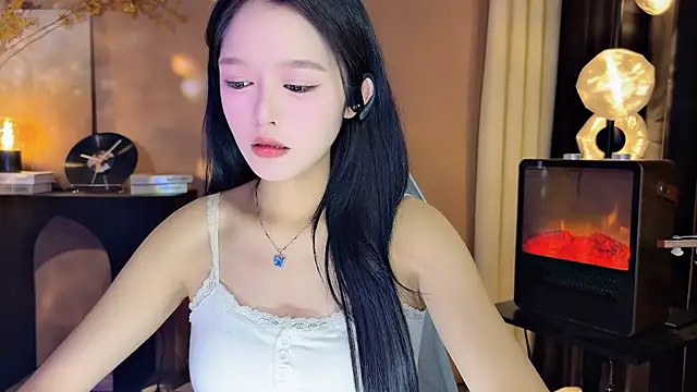 xiaodaibabyy online show from 12/09/24, 11:36