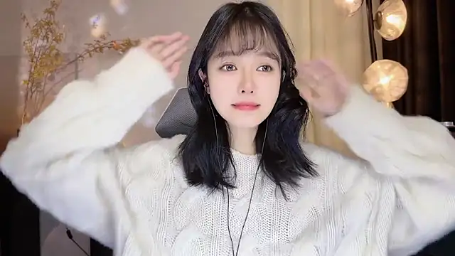 xiaodaibabyy online show from 01/06/25, 11:18